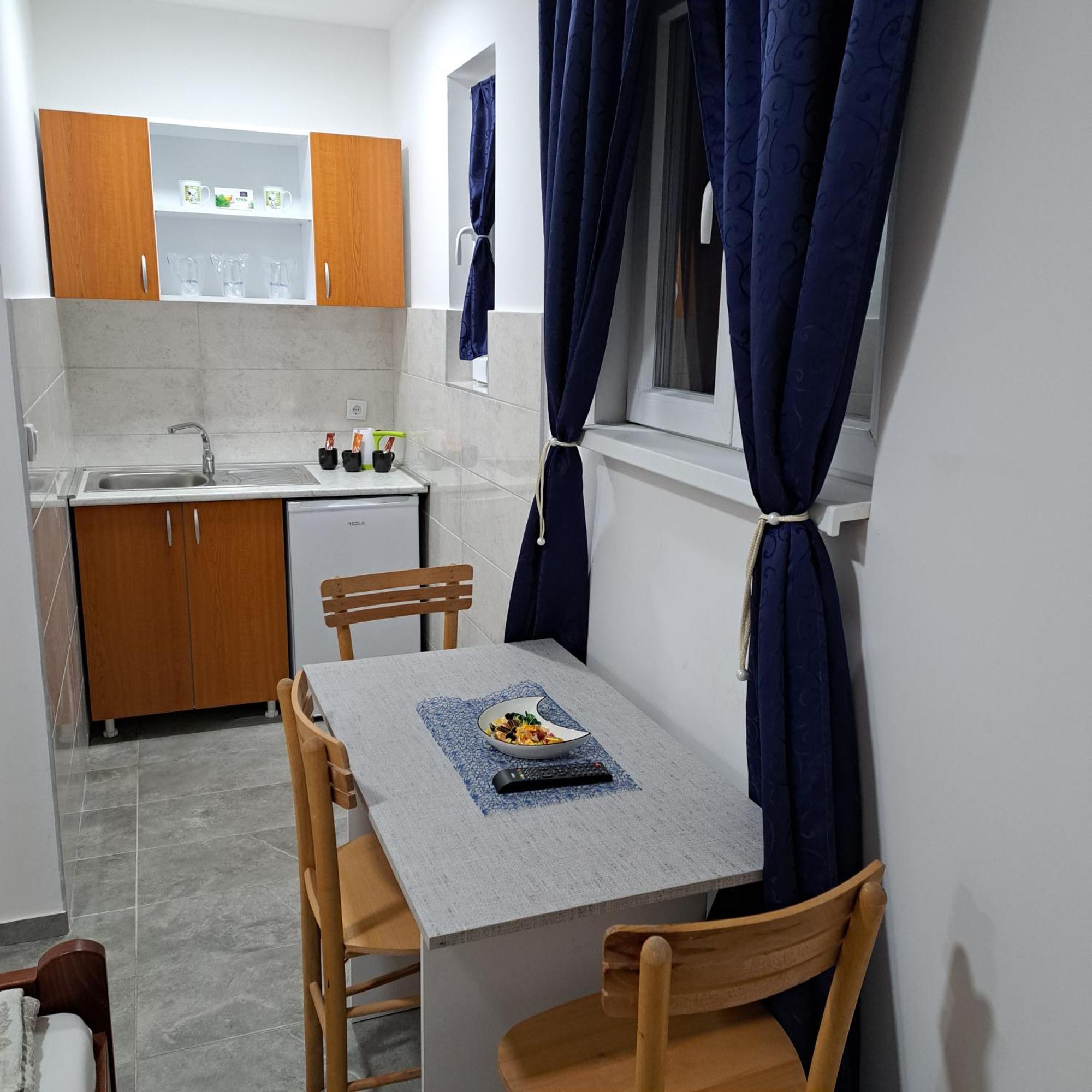 Libero Apartmani Surčin Zewnętrze zdjęcie