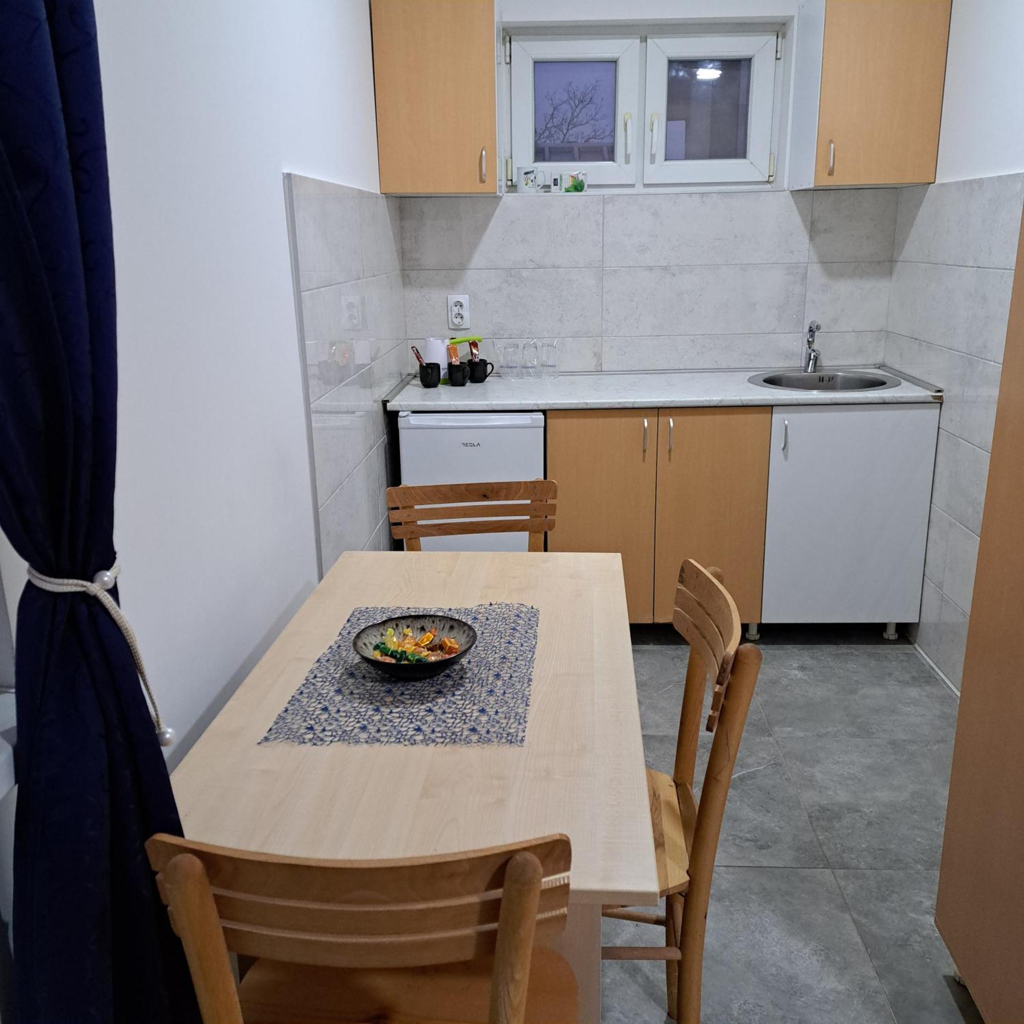 Libero Apartmani Surčin Zewnętrze zdjęcie